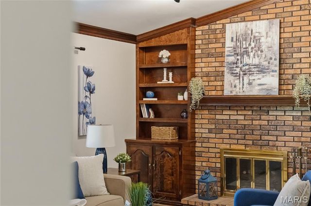 2108 Olde Winery Road, Oakville, MO 63129