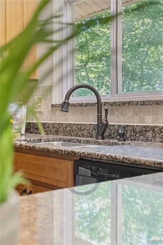 2108 Olde Winery Road, Oakville, MO 63129