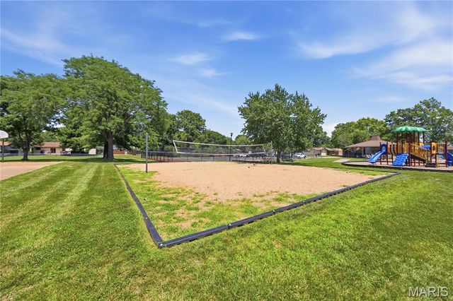 2108 Olde Winery Road, Oakville, MO 63129