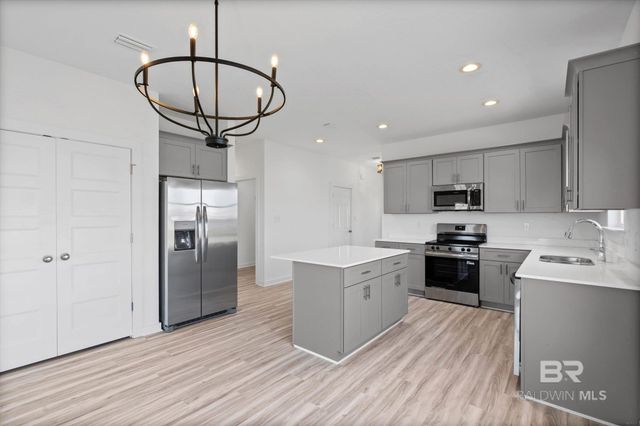 19629 Amberley Road, Robertsdale, AL 36567