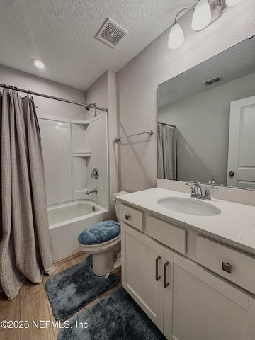 13414 HOLSINGER Boulevard, Jacksonville, FL 32256