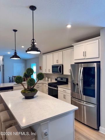 13414 HOLSINGER Boulevard, Jacksonville, FL 32256