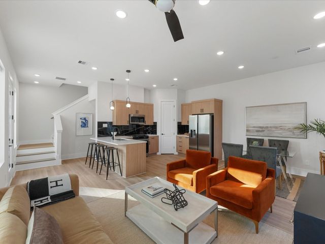 5317 Teodoro Lane, Houston, TX 77091