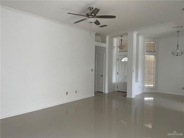 5913 N 36th Street, Mcallen, TX 78504