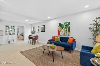 10913 Altsheler Pl, Louisville, KY 40229