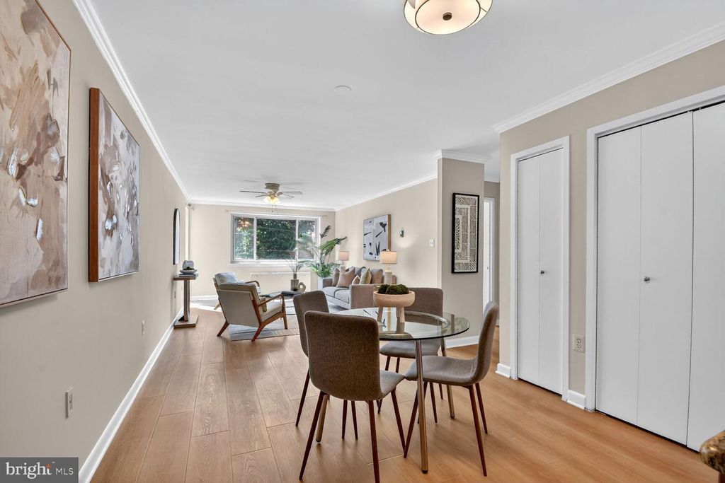 2711 ORDWAY ST NW #300, Washington, DC 20008