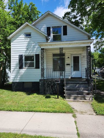 807 E North Union Street, Bay City, MI 48706