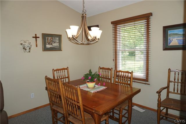 5229 Cremona, Clay, NY 13041