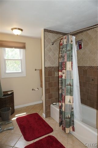 5229 Cremona, Clay, NY 13041