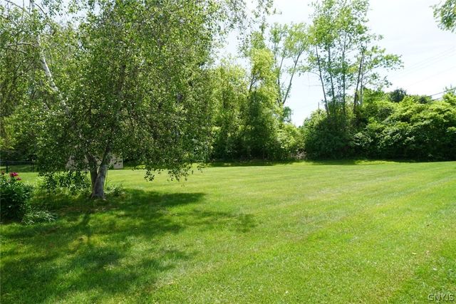 5229 Cremona, Clay, NY 13041