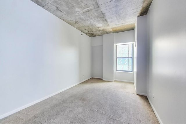 1122 W Catalpa Avenue 803, Chicago, IL 60640