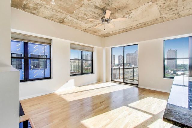 1122 W Catalpa Avenue 803, Chicago, IL 60640