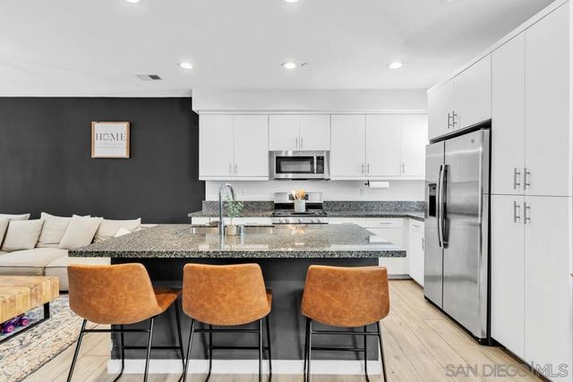 1842 Observation Way 3, Chula Vista, CA 91915