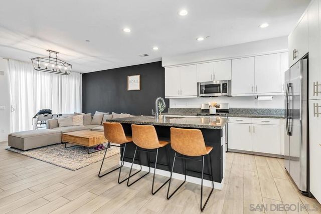 1842 Observation Way 3, Chula Vista, CA 91915