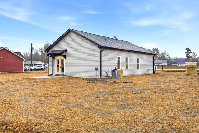 1029 Jada Allen Road, Dunn, NC 28334