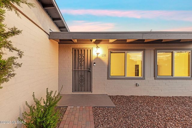536 E Seneca Street, Tucson, AZ 85705