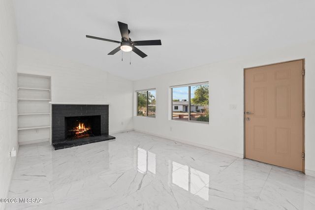 536 E Seneca Street, Tucson, AZ 85705