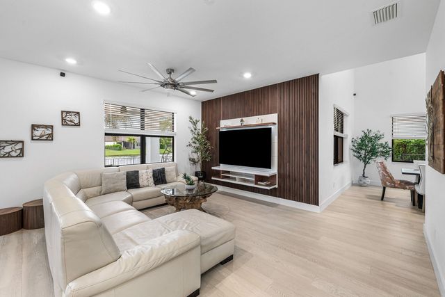 3138 Streng Lane, Royal Palm Beach, FL 33411