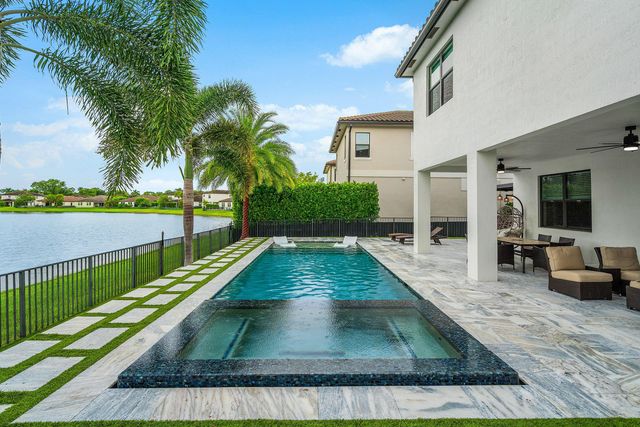 3138 Streng Lane, Royal Palm Beach, FL 33411