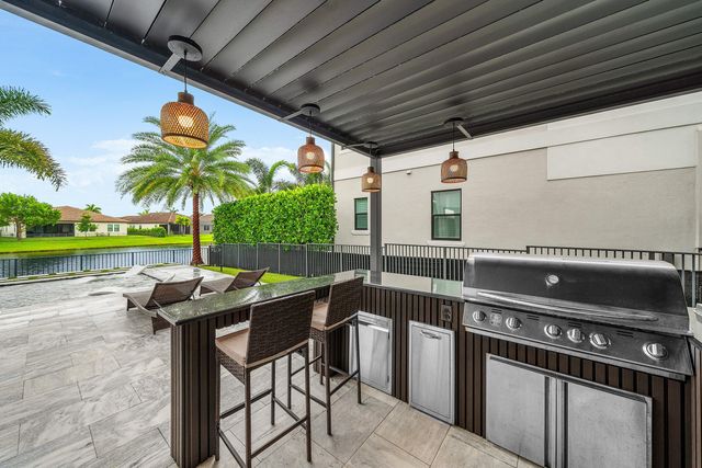 3138 Streng Lane, Royal Palm Beach, FL 33411