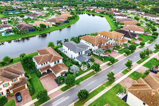 3138 Streng Lane, Royal Palm Beach, FL 33411