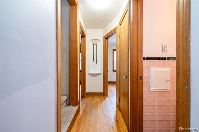807 Vermont Avenue, Royal Oak, MI 48067