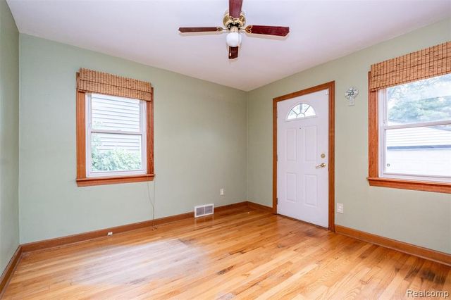 807 Vermont Avenue, Royal Oak, MI 48067