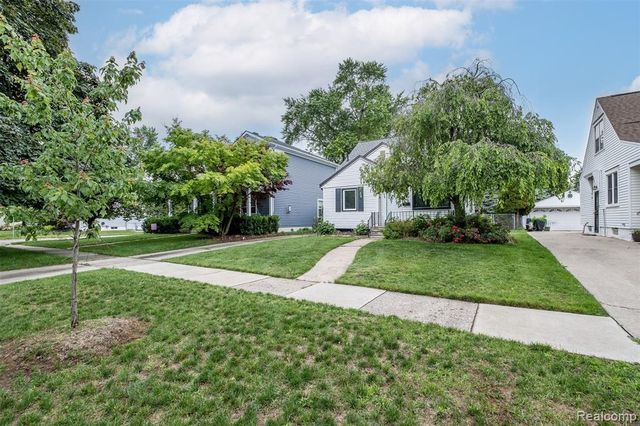 807 Vermont Avenue, Royal Oak, MI 48067
