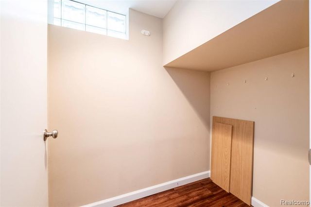807 Vermont Avenue, Royal Oak, MI 48067