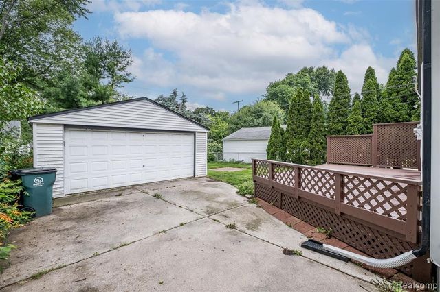 807 Vermont Avenue, Royal Oak, MI 48067