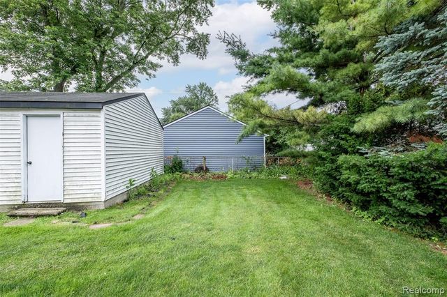 807 Vermont Avenue, Royal Oak, MI 48067