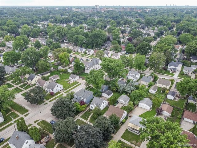 807 Vermont Avenue, Royal Oak, MI 48067
