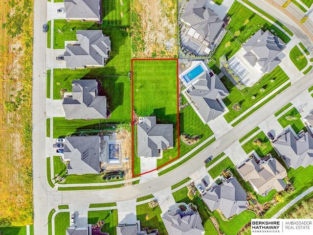 19016 Hazelnut Drive, Gretna, NE 68028