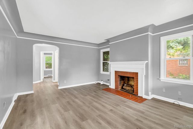 15275 Eastburn Street, Detroit, MI 48205