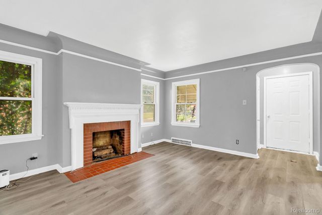 15275 Eastburn Street, Detroit, MI 48205