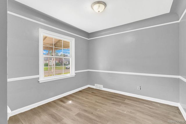 15275 Eastburn Street, Detroit, MI 48205