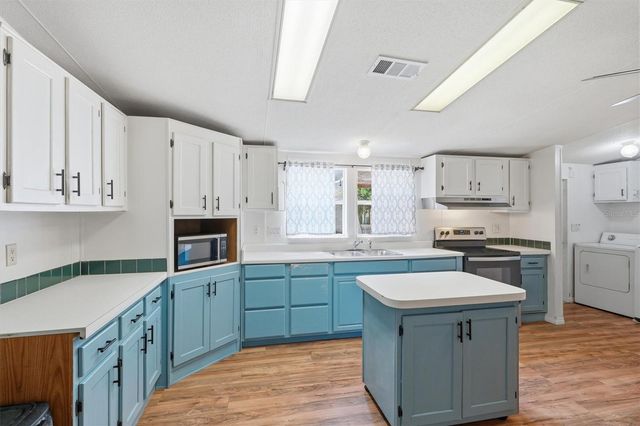 11720 NE 19TH STREET, Silver Springs, FL 34488