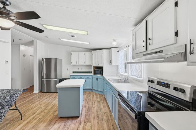 11720 NE 19TH STREET, Silver Springs, FL 34488
