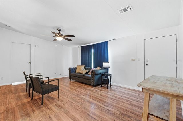 11720 NE 19TH STREET, Silver Springs, FL 34488