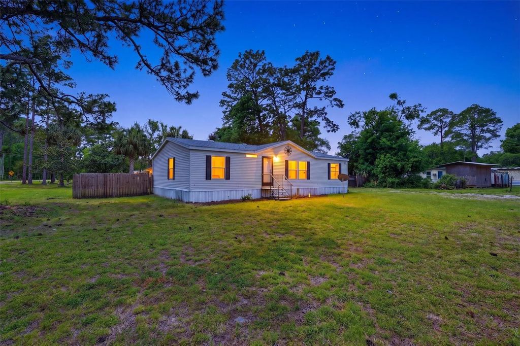 11720 NE 19TH STREET, Silver Springs, FL 34488