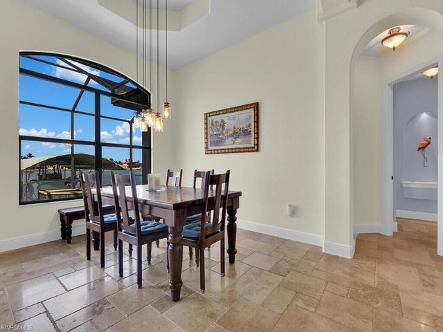 511 SW 53rd TER, Cape Coral, FL 33914