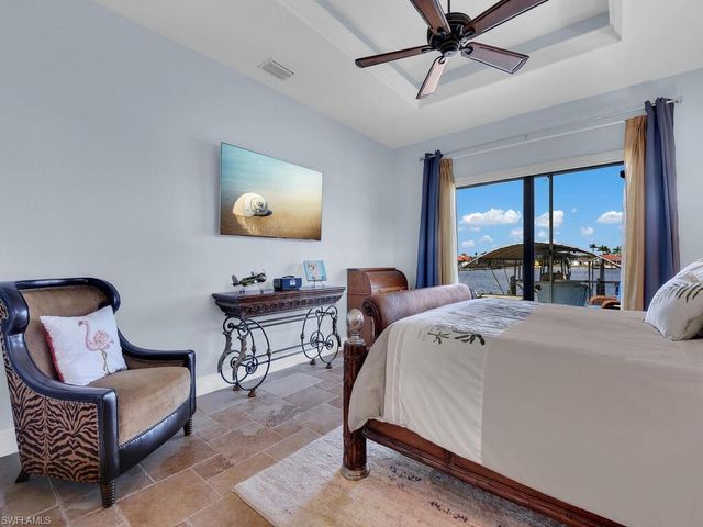 511 SW 53rd TER, Cape Coral, FL 33914