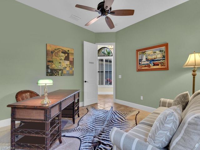 511 SW 53rd TER, Cape Coral, FL 33914