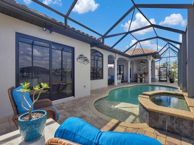 511 SW 53rd TER, Cape Coral, FL 33914