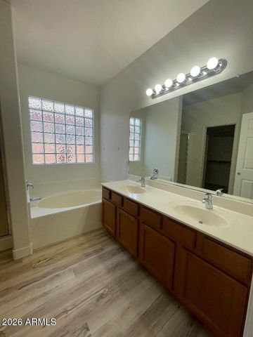 4140 S BANDIT Court, Gilbert, AZ 85297