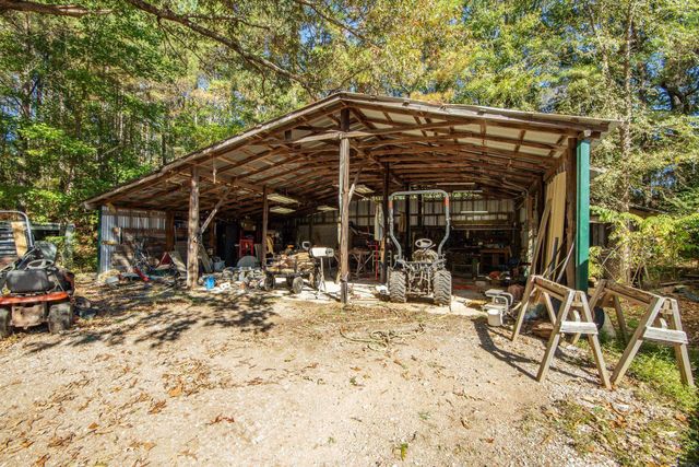 3540 DAMON RD, Michie, TN 38357