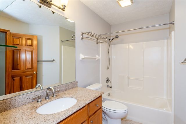 7825 Belle Plain Drive, Huber Heights, OH 45424