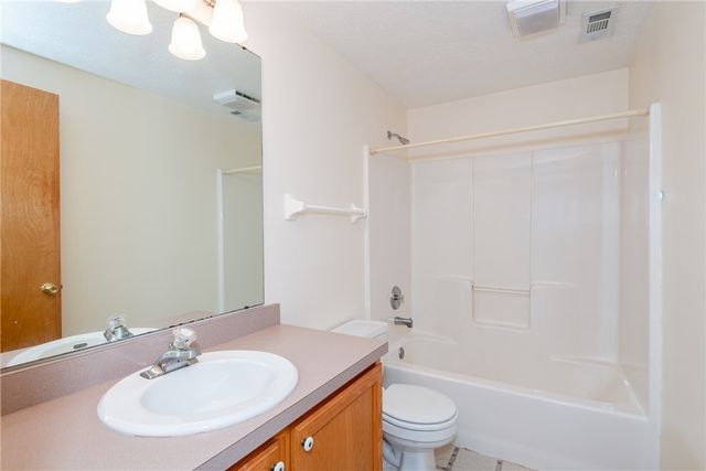 7825 Belle Plain Drive, Huber Heights, OH 45424