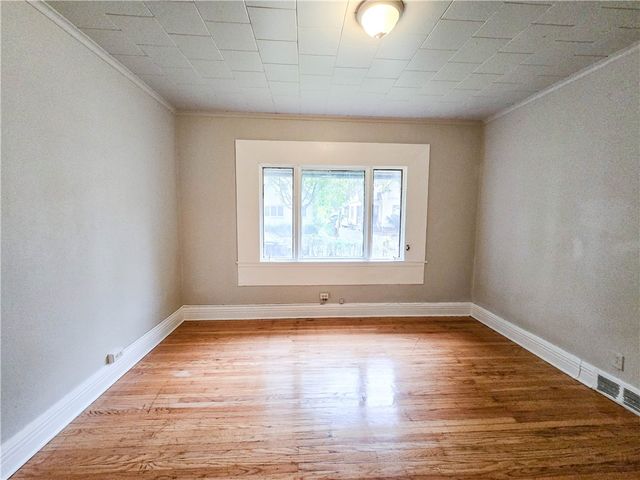 28 5th Street, Rochester, NY 14605