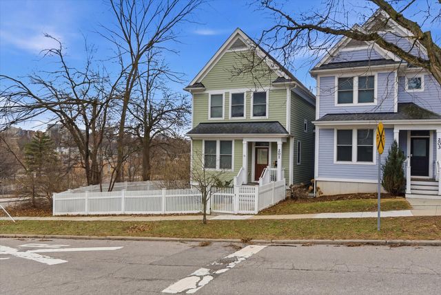201 W Summit Street, Ann Arbor, MI 48103